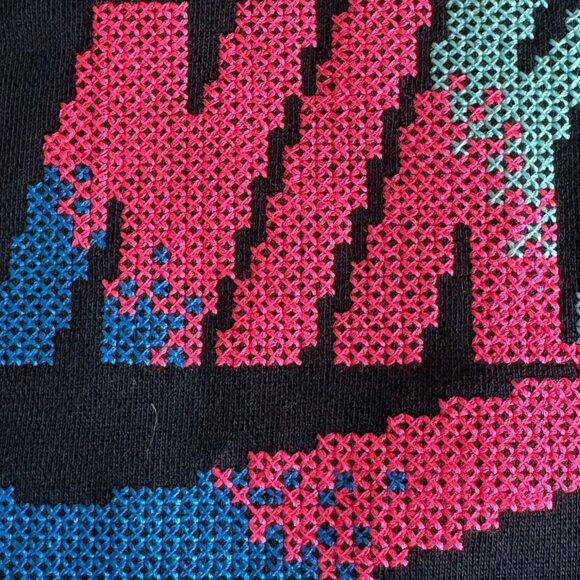 Nike Womens Future Femme Crop Fleece Black Sweatshirt Size XXL Embroidered Logo - Picture 10 of 14